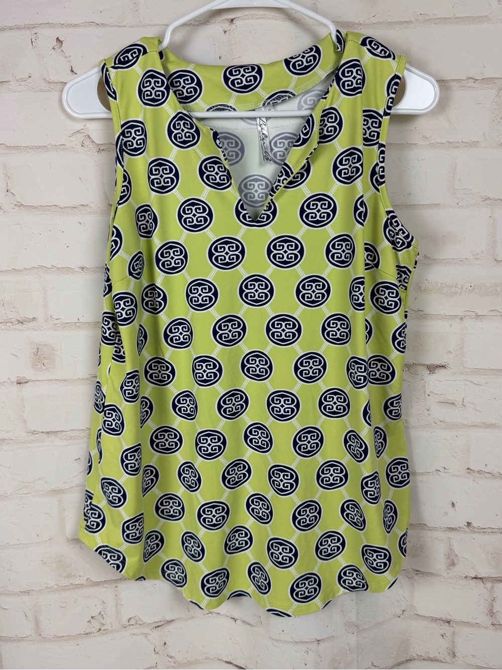 Lulu B V-Neck Tank Blouse Women S Preppy Coastal Nylon UPF 50 Abstract Design